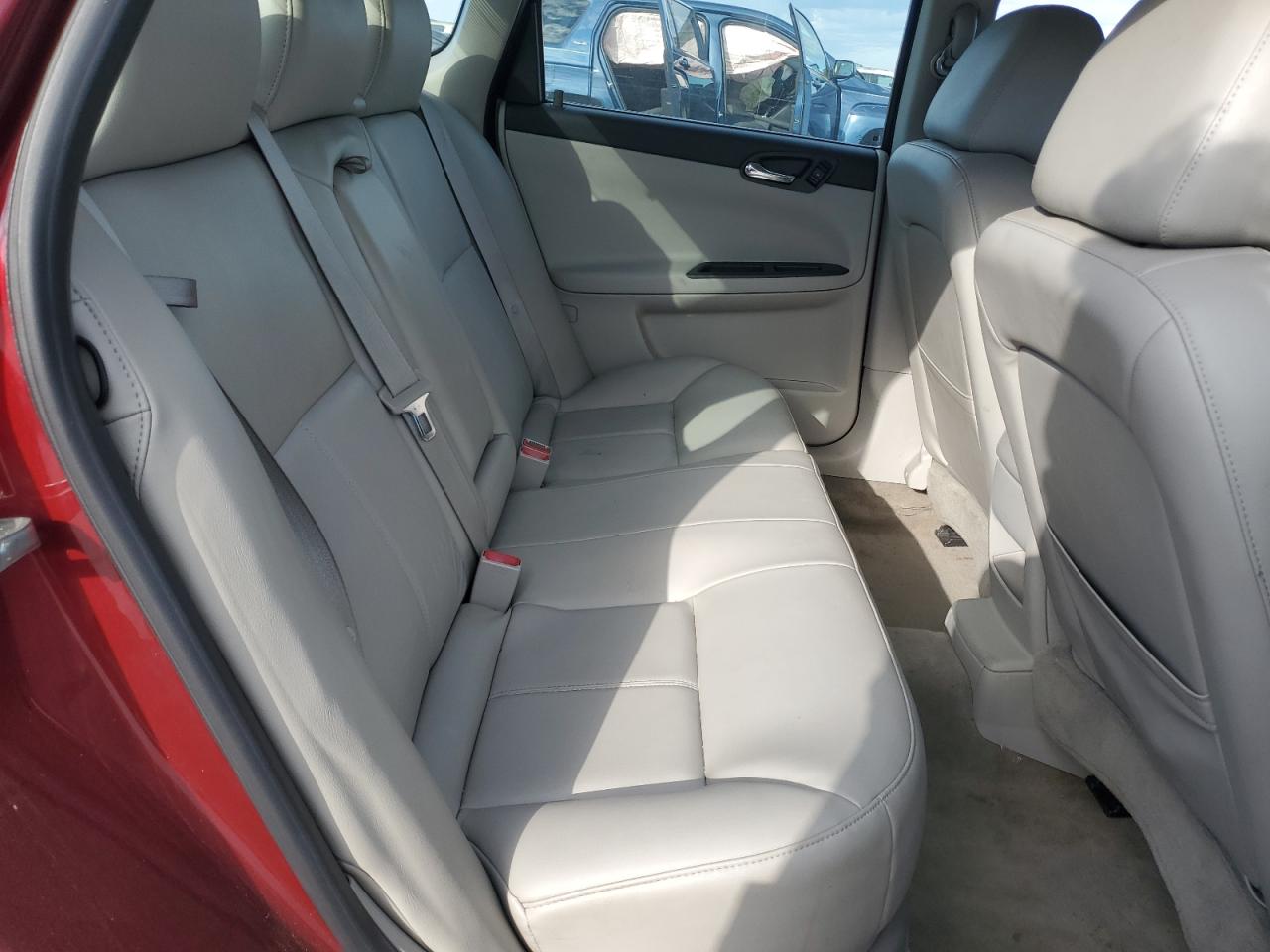 Chevrolet Impala Lt Image 9