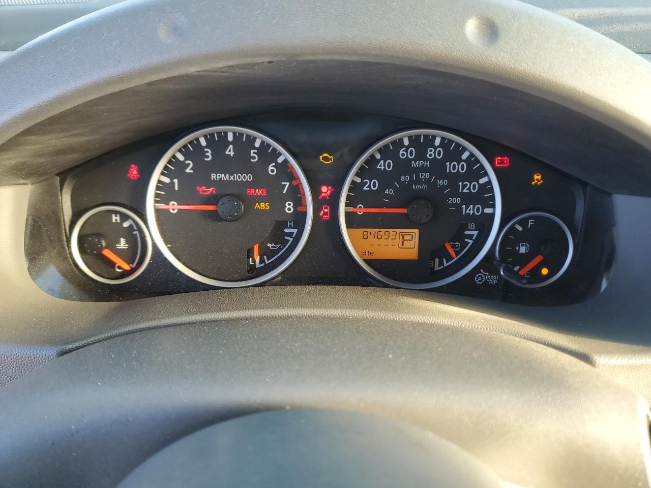 Nissan Frontier S Image 6