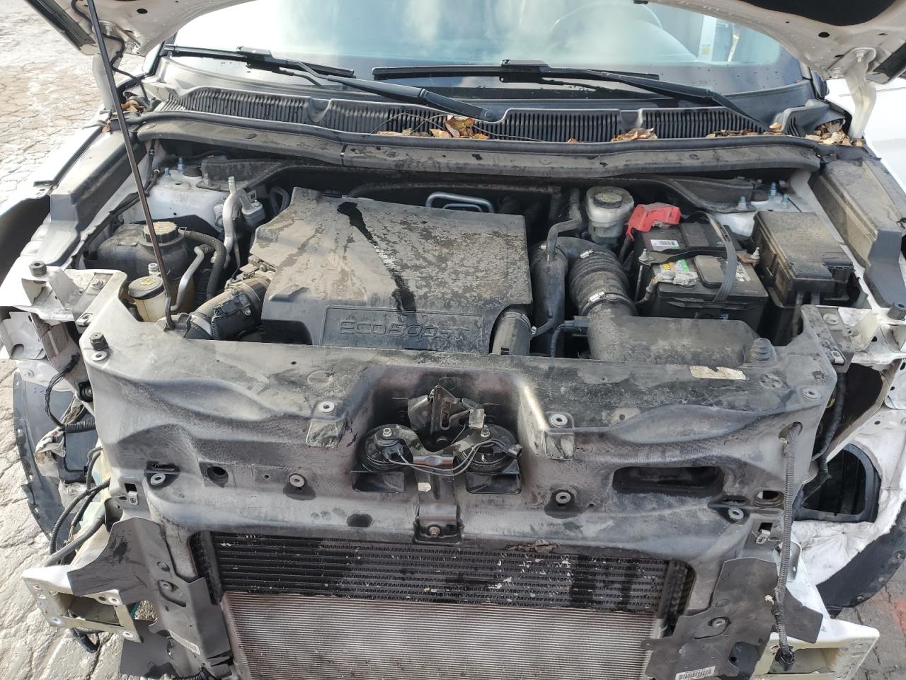 Ford Explorer Sport Image 9