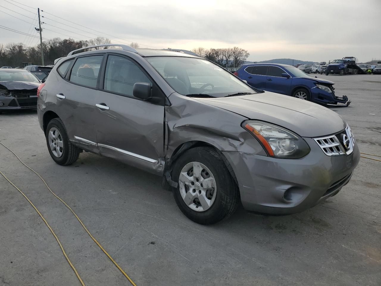 Nissan Rogue S Image 3