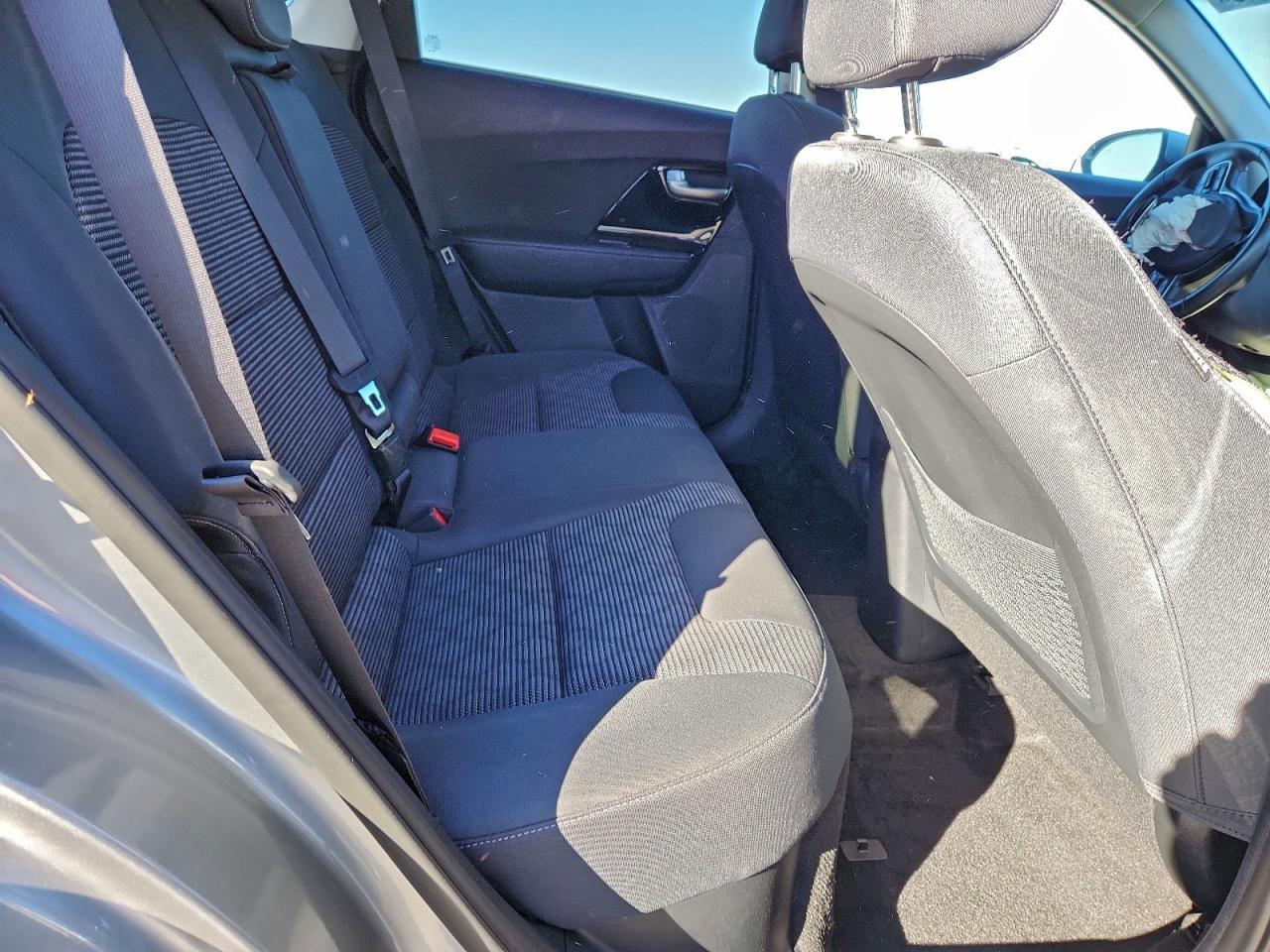 Kia Niro Lxs Image 2