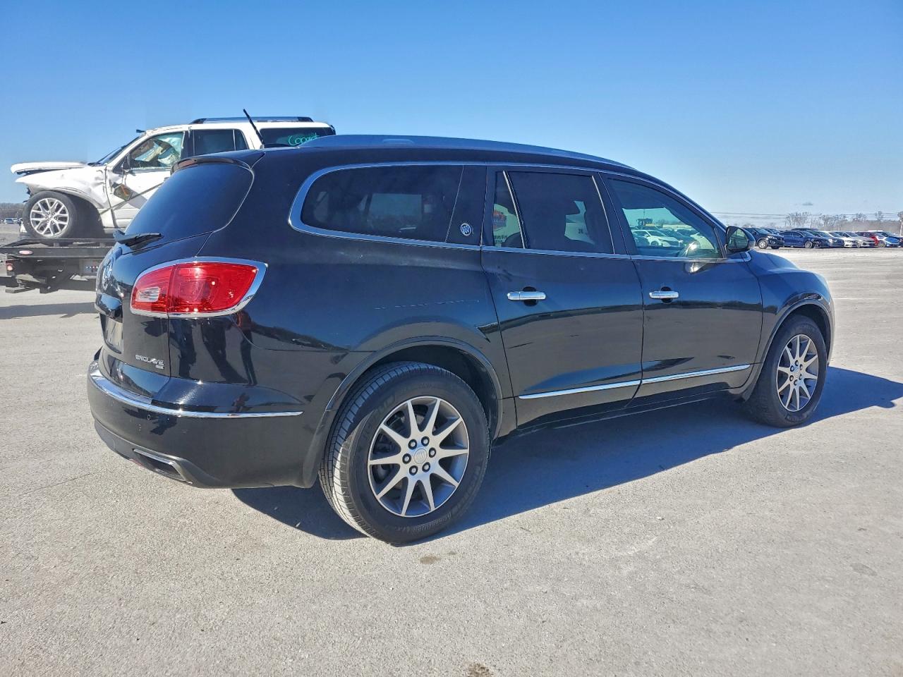 Buick Enclave Image 3
