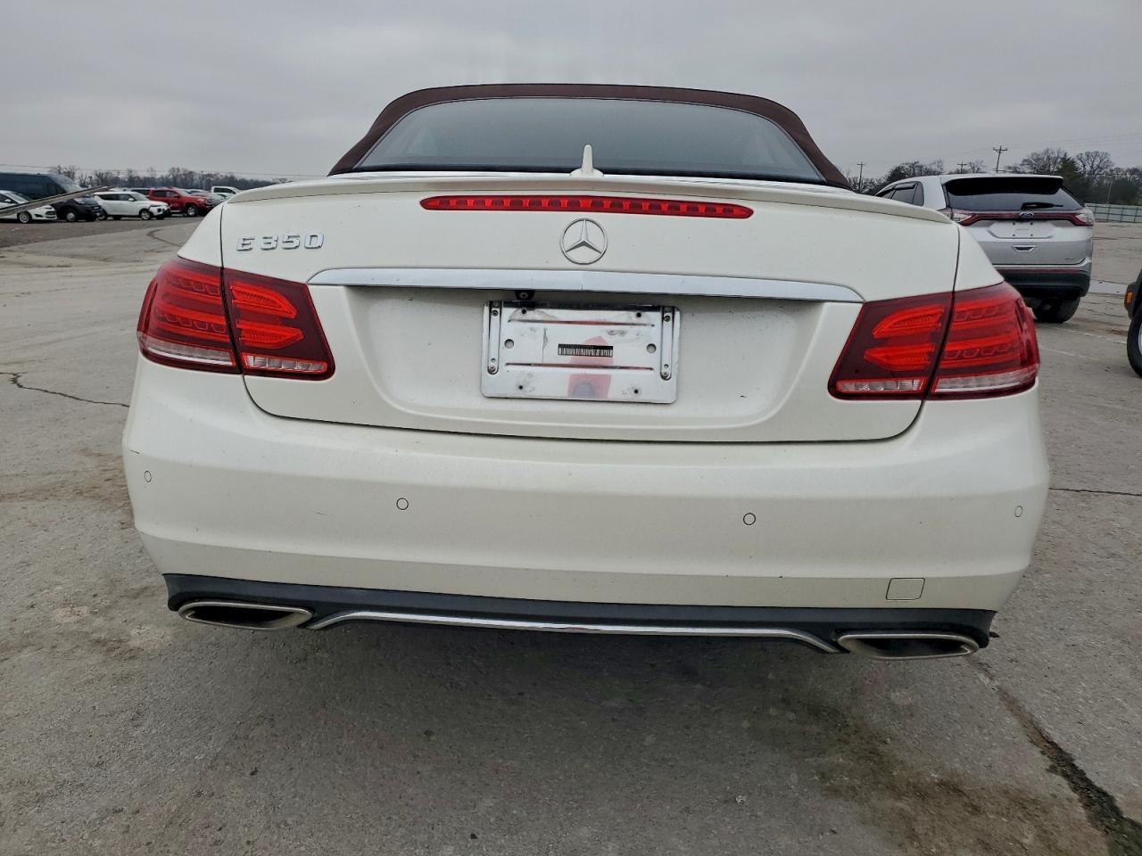 Mercedes-Benz E-Class 350 Image 4