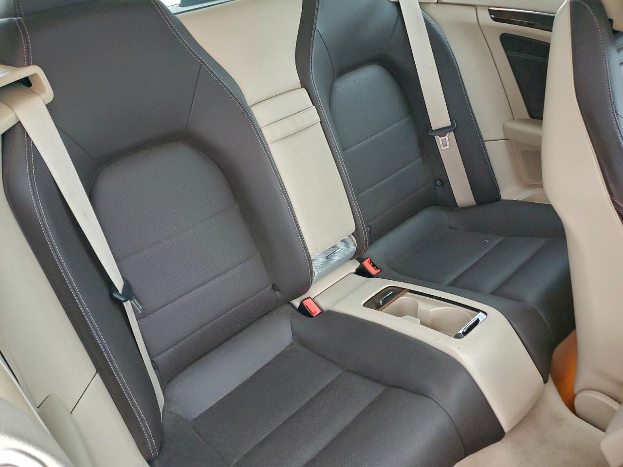 Mercedes-Benz E-Class 350 Image 5