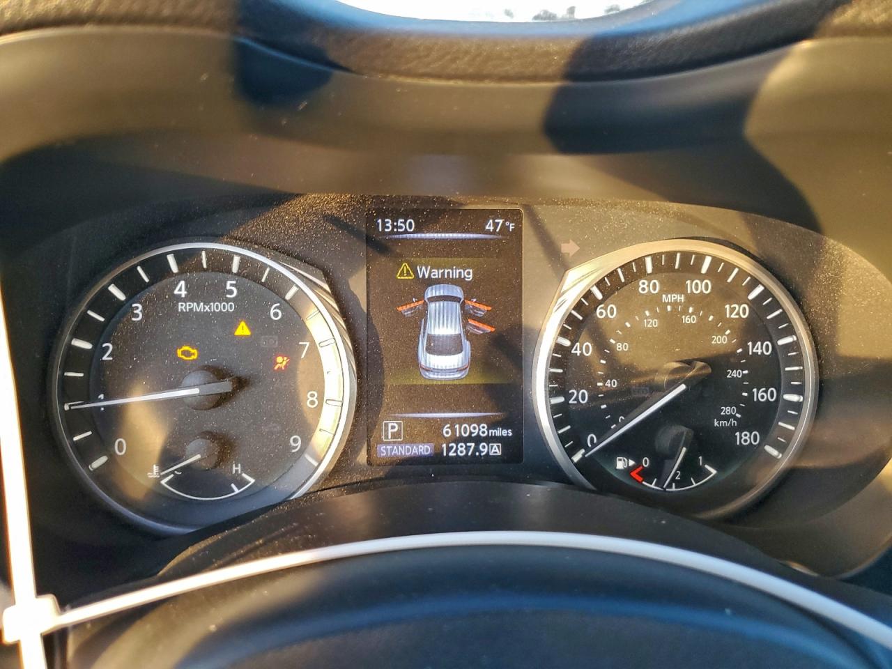 INFINITI Q50 Luxe Image 11