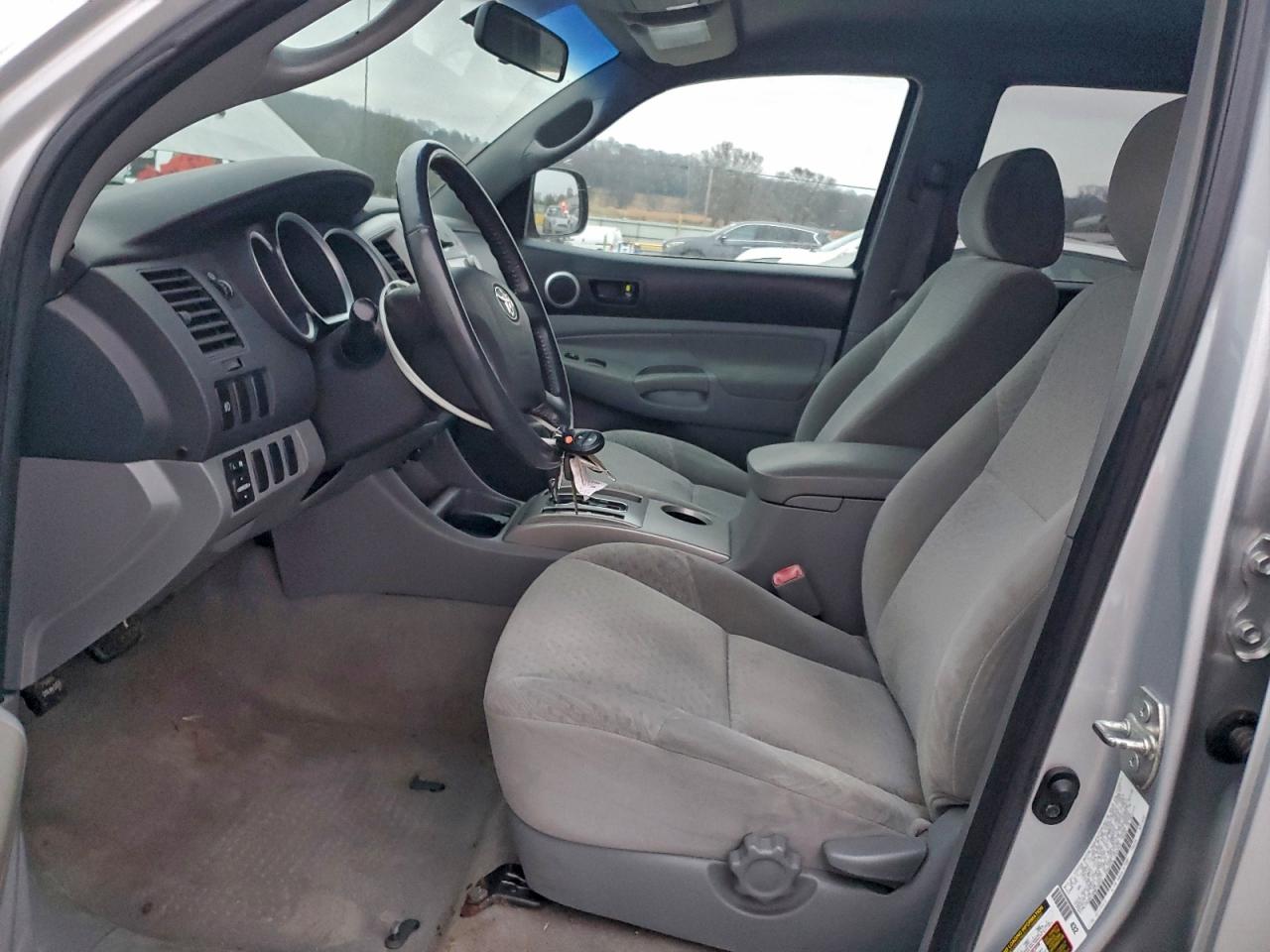 Toyota Tacoma Double Cab Image 5