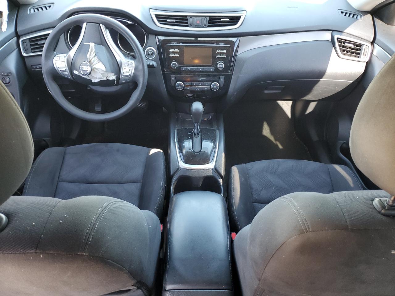 Nissan Rogue S Image 8