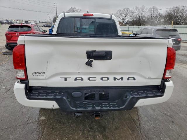 Toyota Tacoma Access Cab Image 7