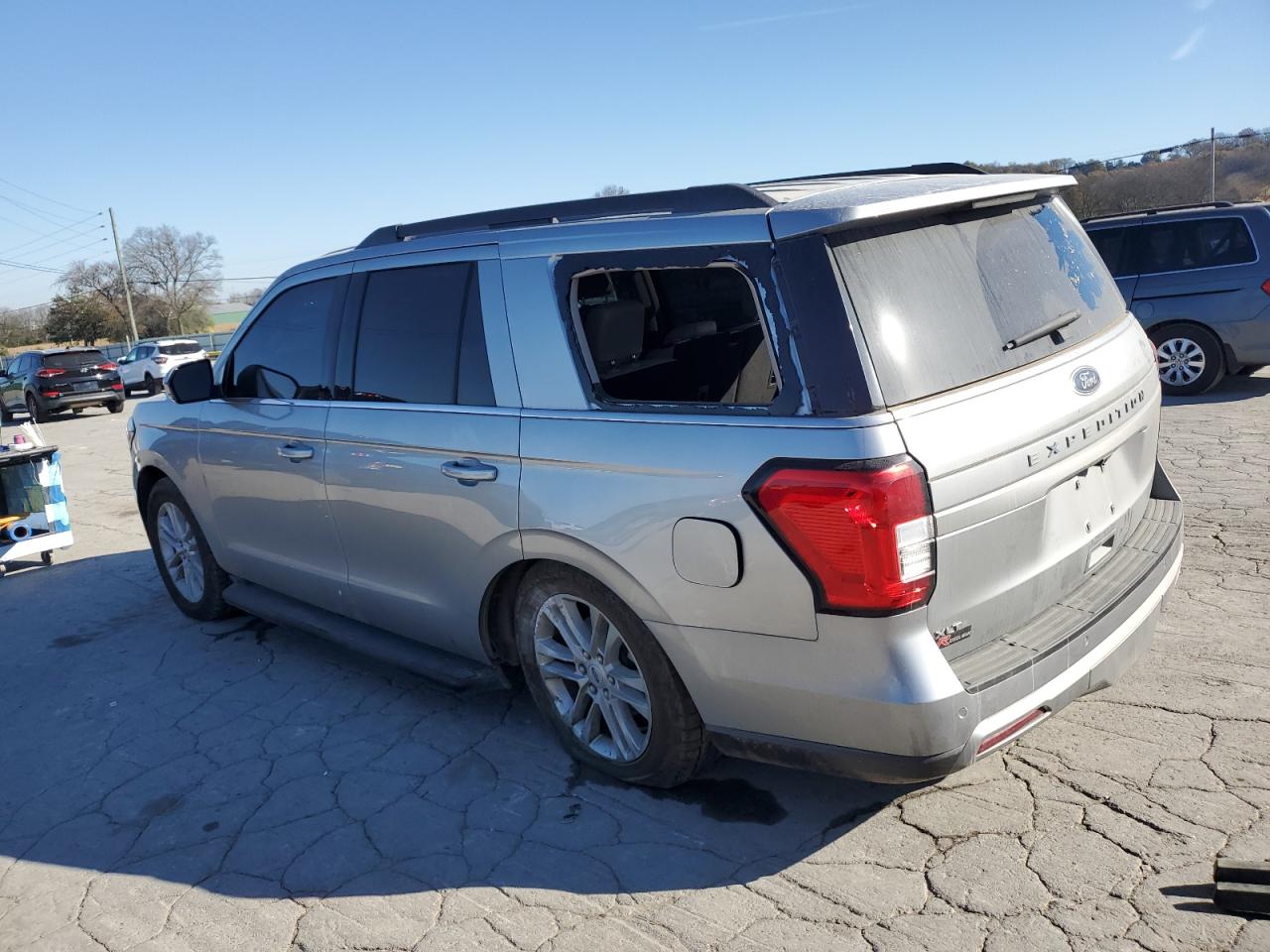 Ford Expedition Xlt Image 2