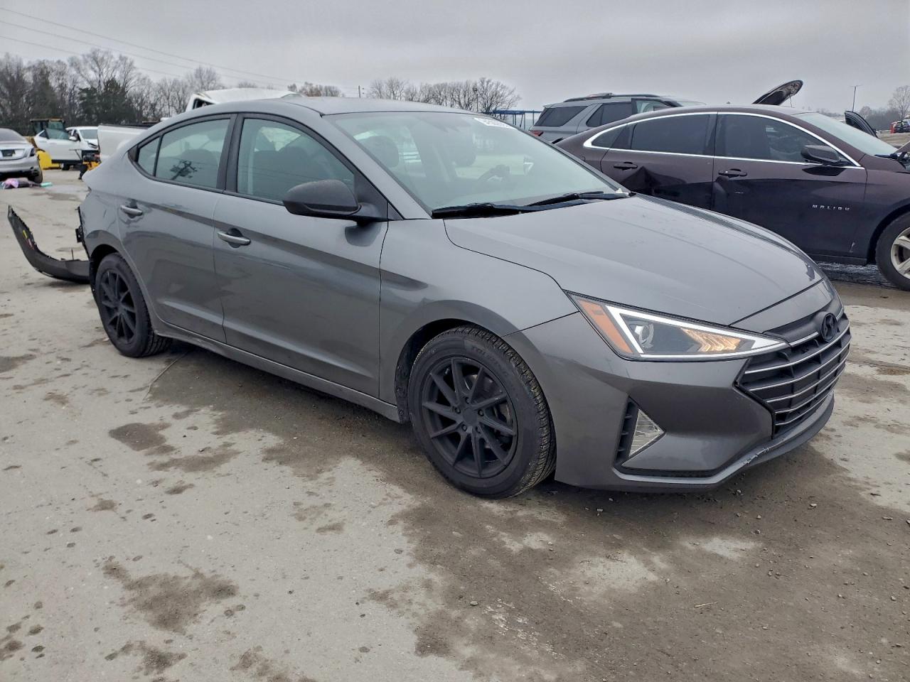 Hyundai ELANTRA Sel Image 6