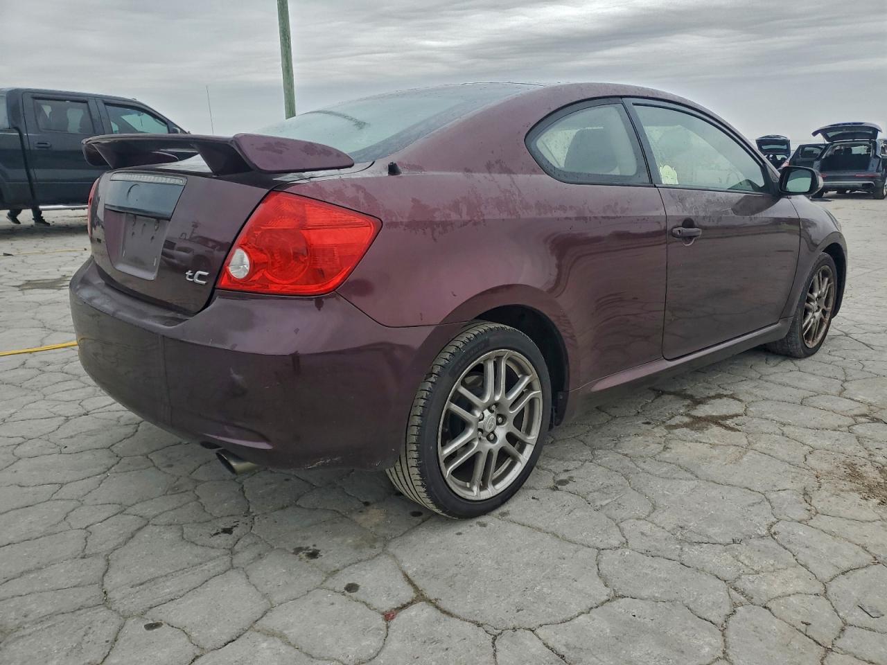 Toyota Scion Image 2