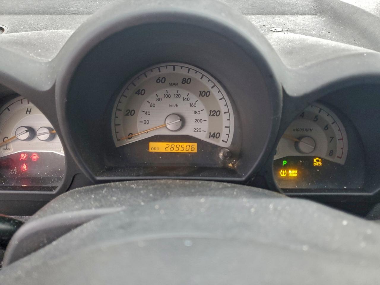 Toyota Scion Image 8