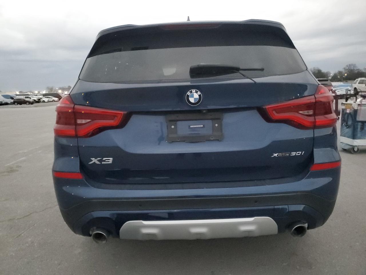 BMW X Series Xdrive30i Image 4