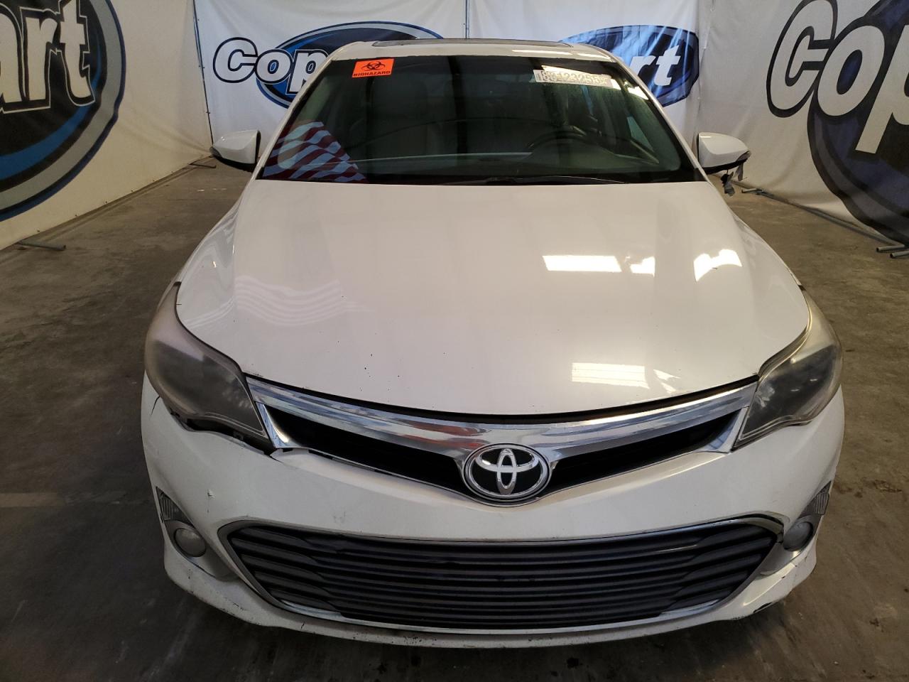 Toyota Avalon Base Image 3