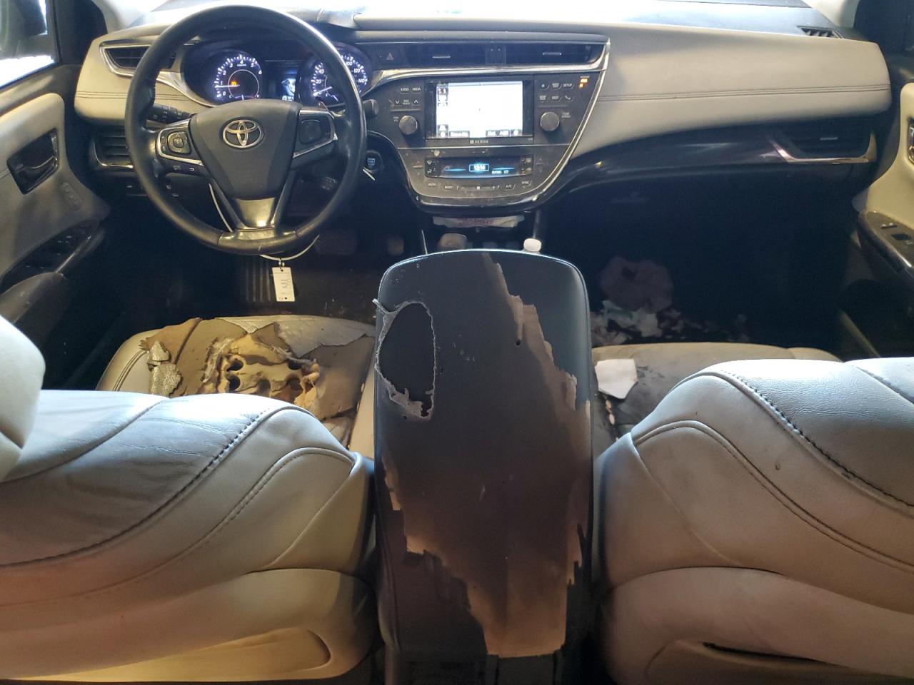 Toyota Avalon Base Image 11