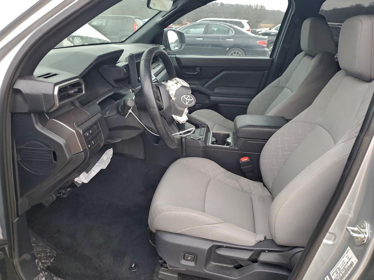 Toyota Tacoma Double Cab Image 13