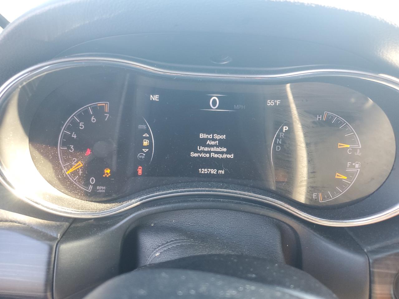 Jeep Grand Cherokee Laredo E Image 7