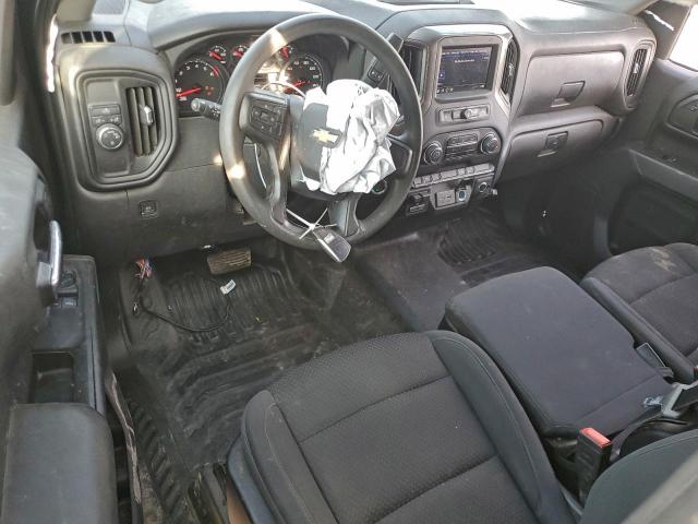 Chevrolet Silverado C1500 Image 3