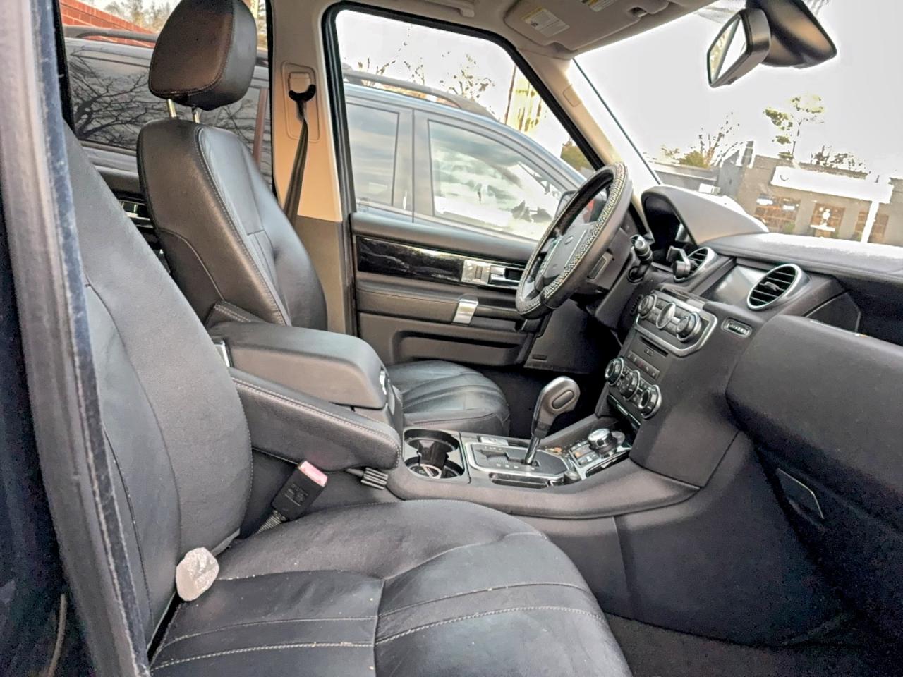 Land Rover LR4 Hse Image 5