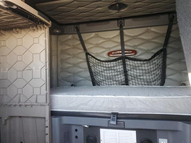 Freightliner Cascadia 1 Image 4