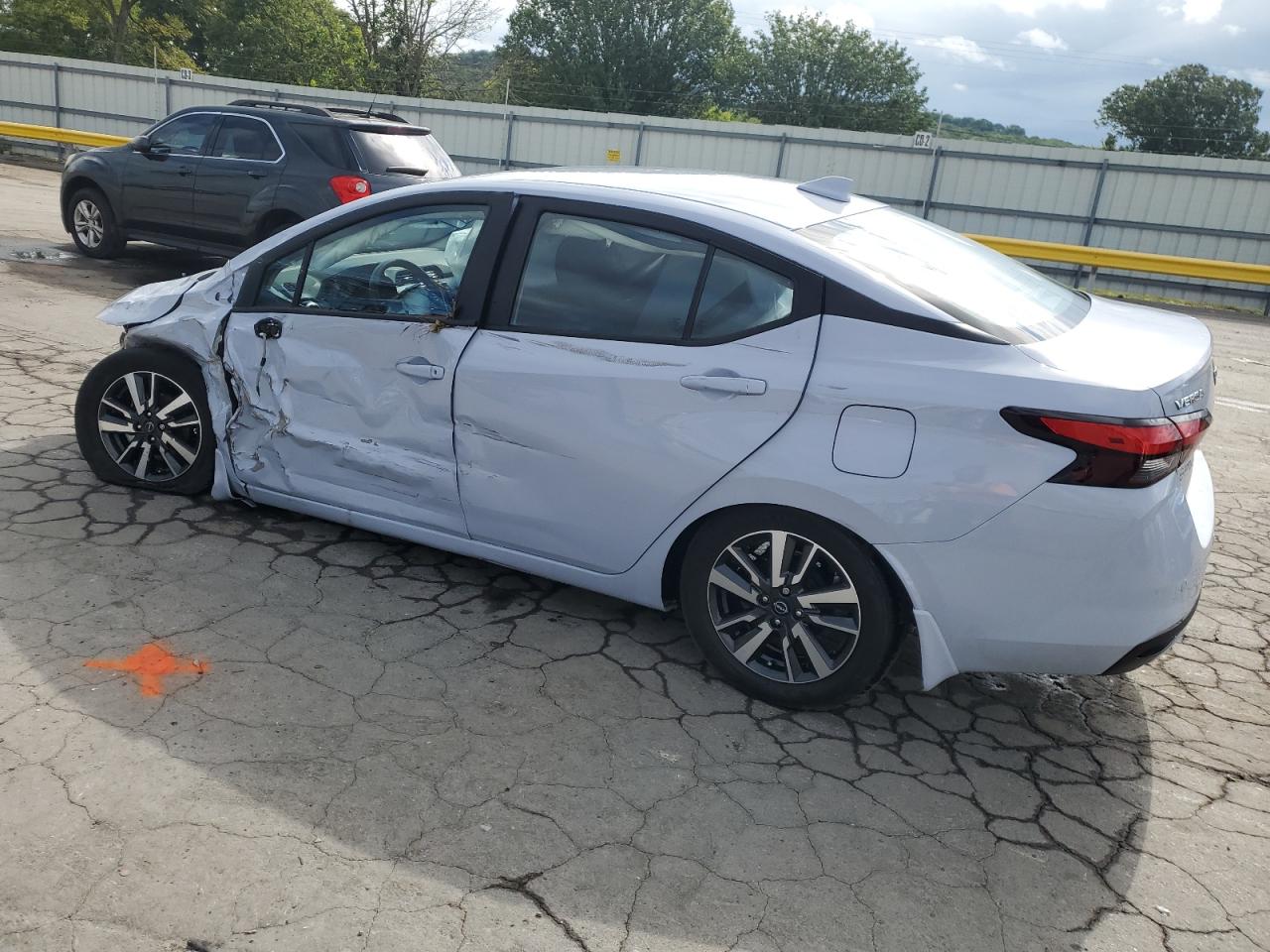 Nissan Versa Sv Image 13