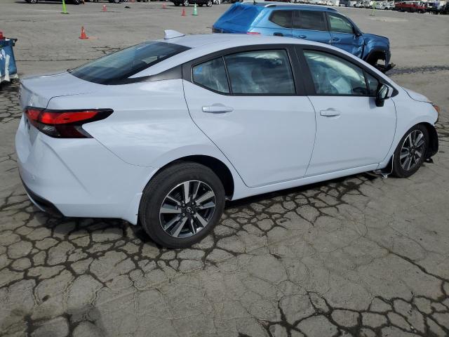 Nissan Versa Sv Image 2