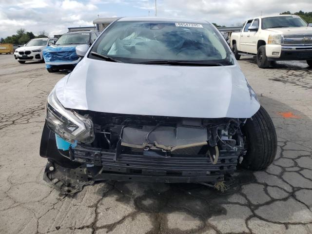 Nissan Versa Sv Image 12