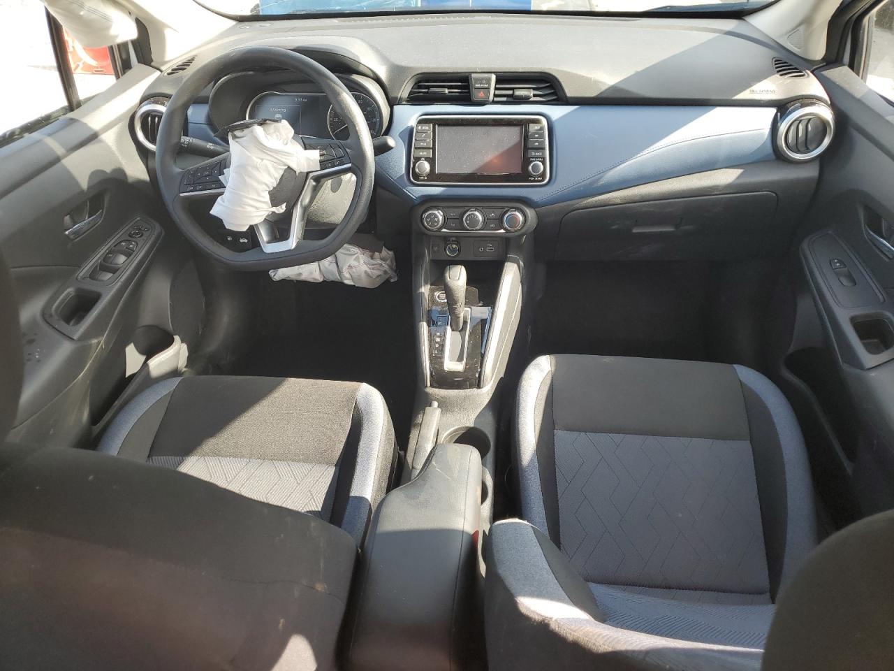 Nissan Versa Sv Image 3