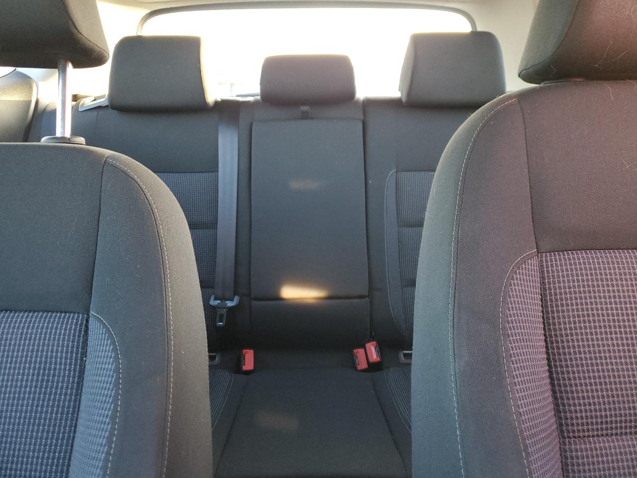 Volkswagen Golf Image 10