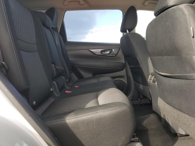 Nissan Rogue S Image 4