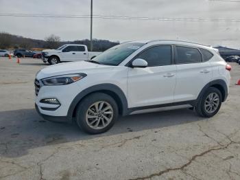  Salvage Hyundai TUCSON