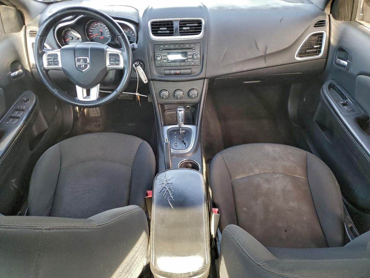 Dodge Avenger Sxt Image 9