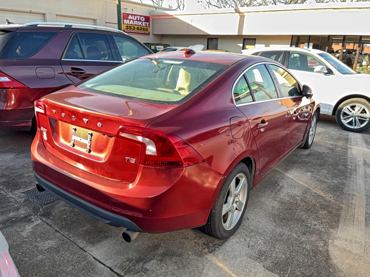 Volvo S60 T5 Image 5