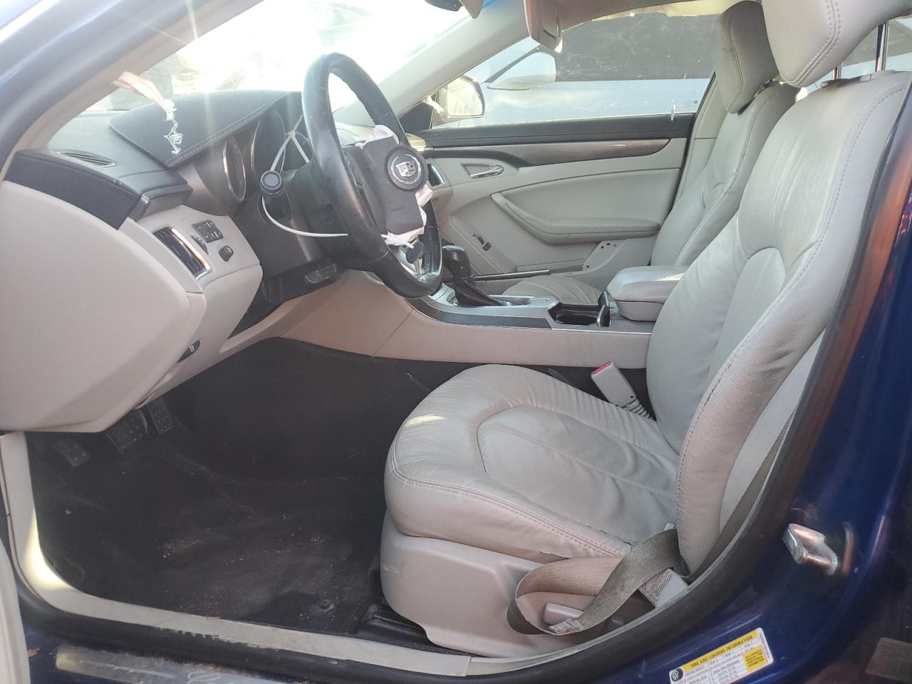 Cadillac CTS Image 13