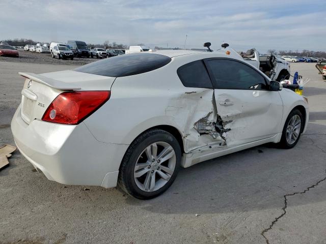 Nissan Altima S Image 2