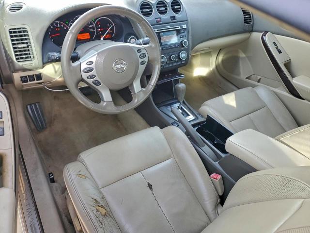 Nissan Altima S Image 4