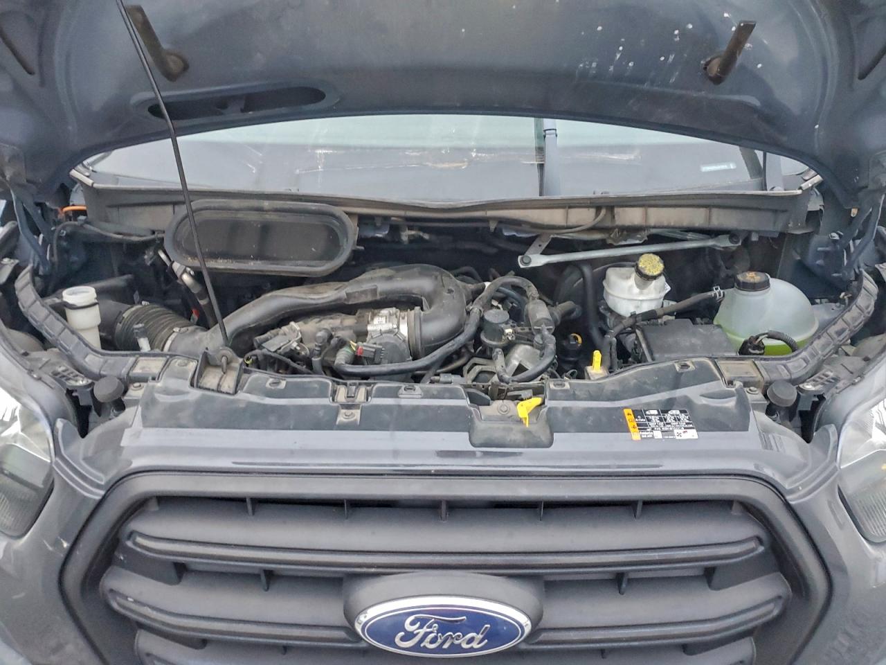 Ford Transit T-250 Image 9