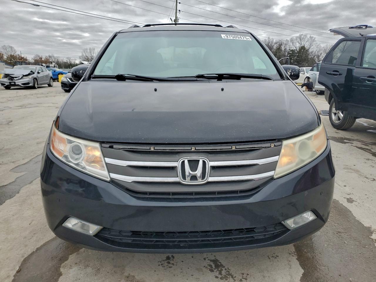 Honda Odyssey Touring Image 9