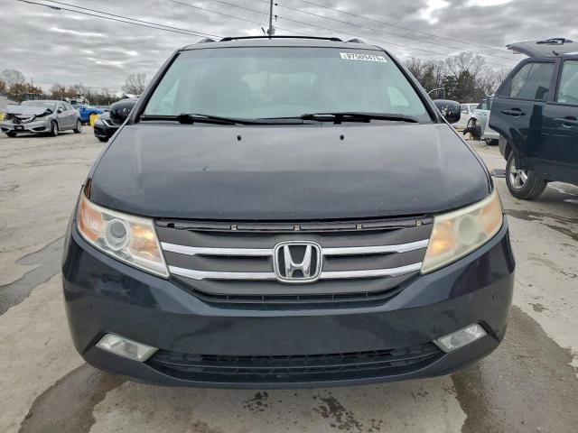 Honda Odyssey Touring Image 9