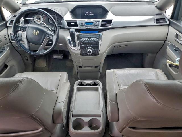Honda Odyssey Touring Image 7