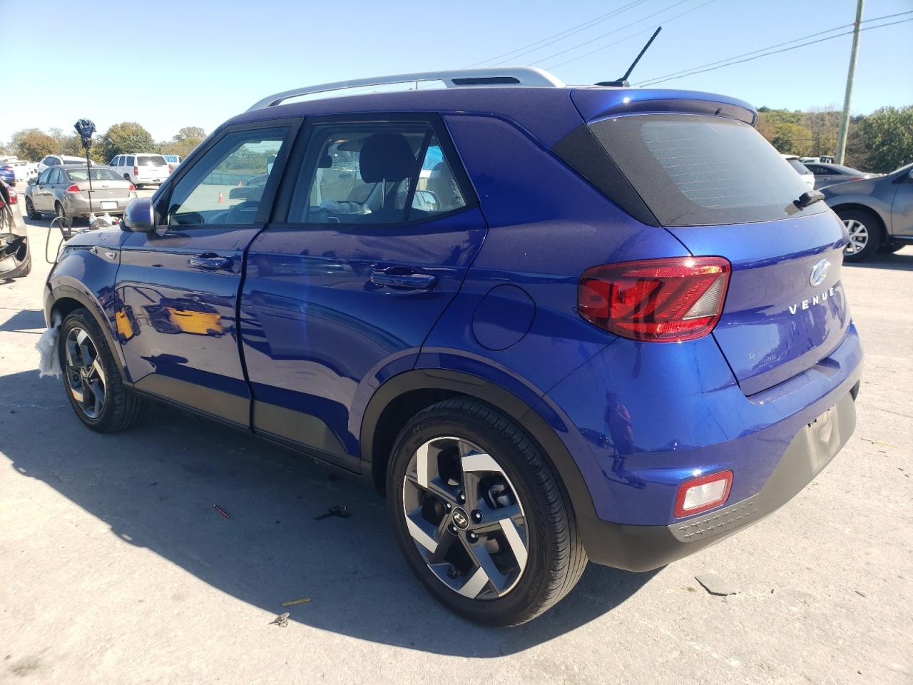 Hyundai VENUE Sel Image 2