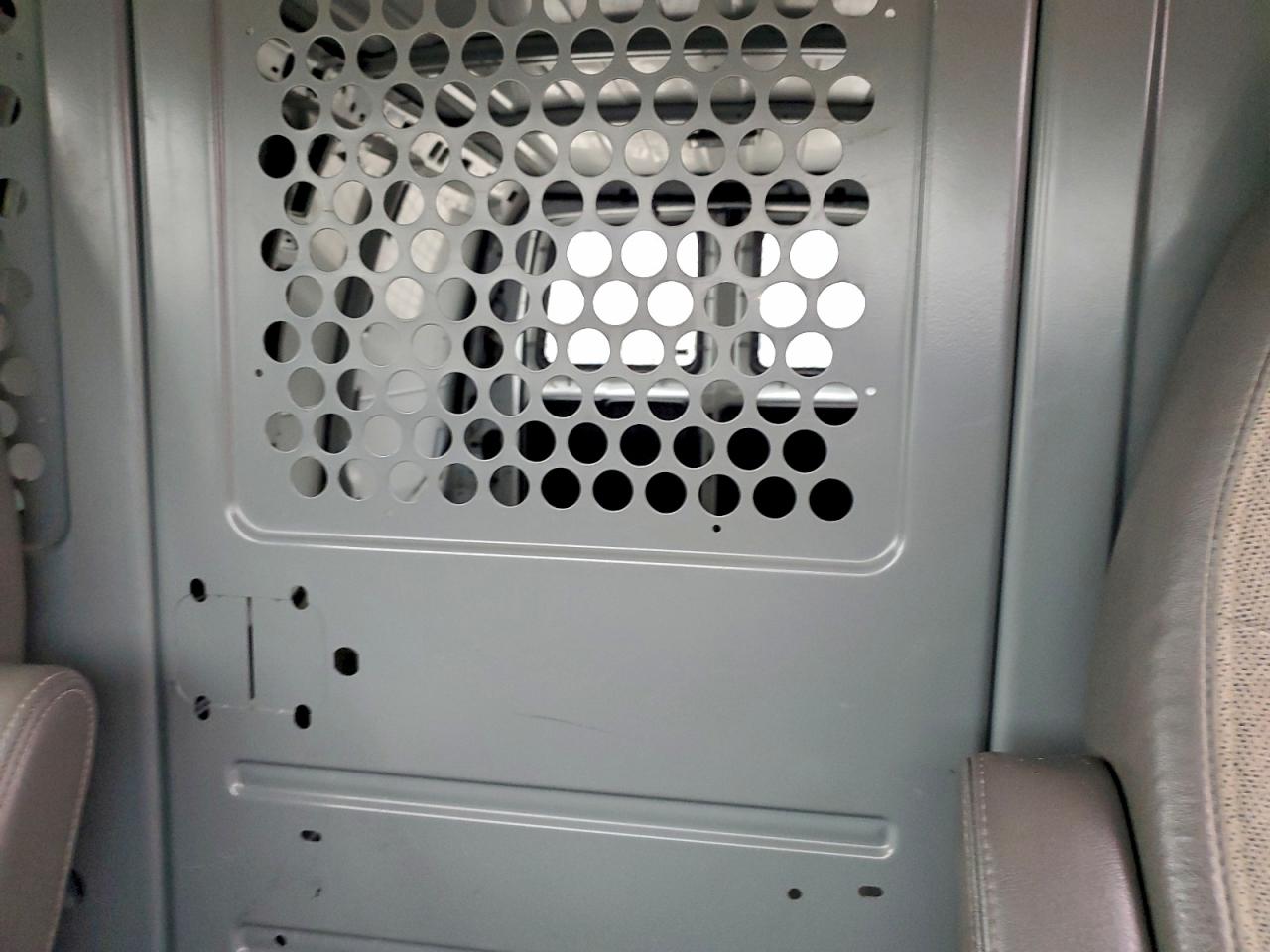 Chevrolet Express Image 11