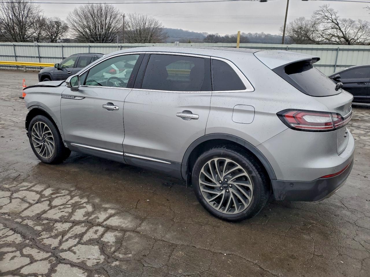 Lincoln Nautilus Reserve Image 10