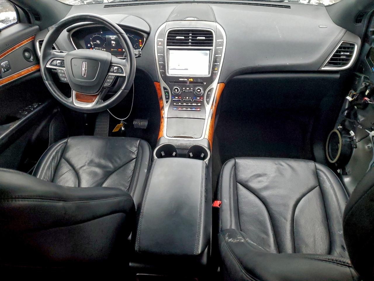 Lincoln Nautilus Reserve Image 5