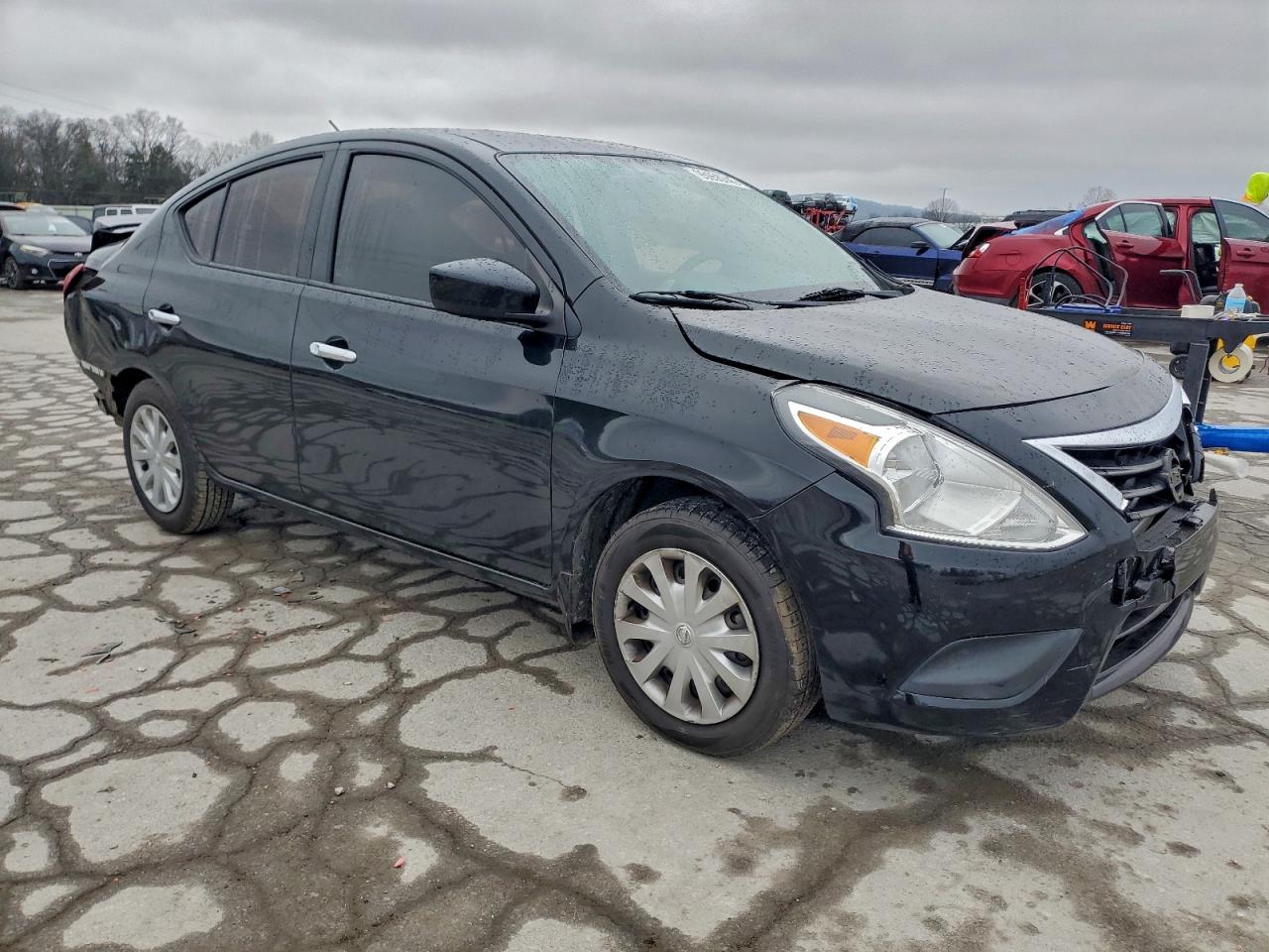 Nissan Versa S Image 4