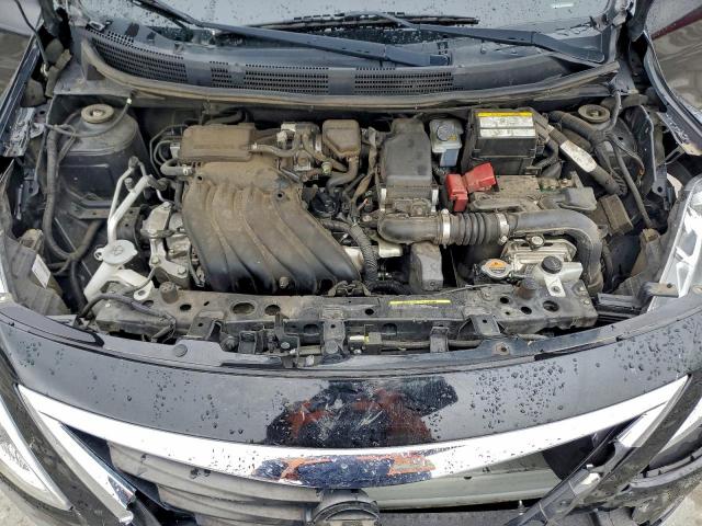 Nissan Versa S Image 7