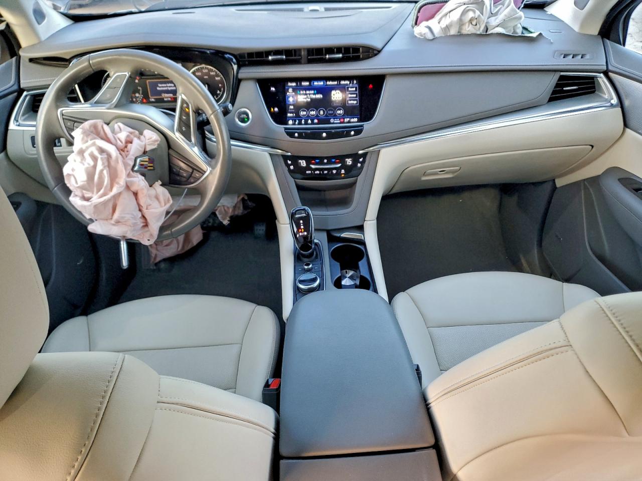 Cadillac XT5 Premium Luxury Image 9
