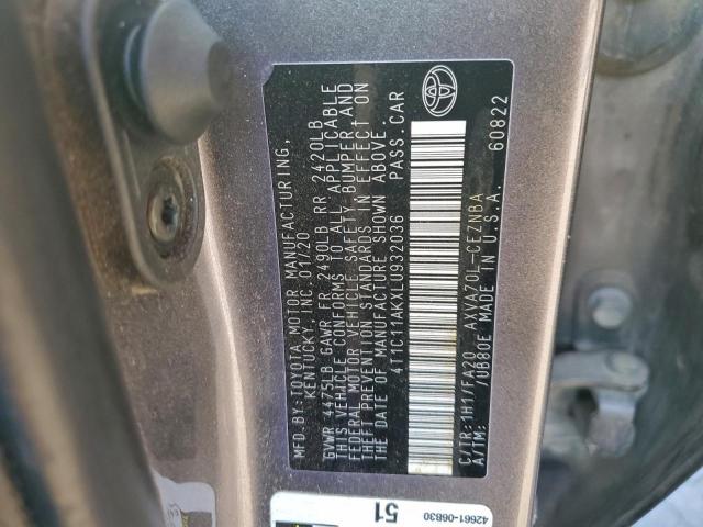 Toyota Camry Le Image 2