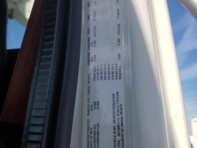 Freightliner M2 106 Medium Duty Image 3