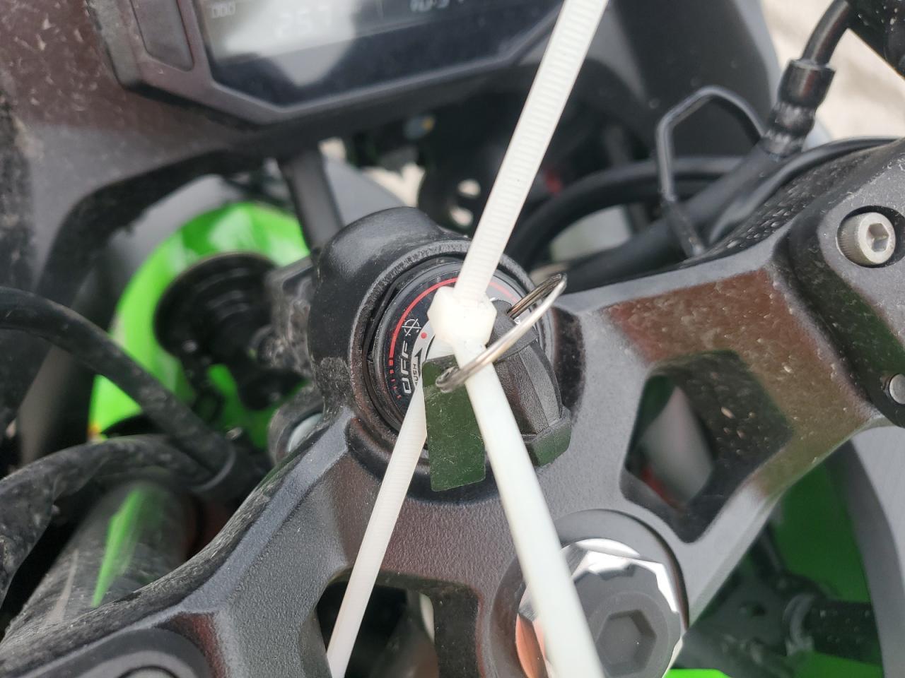 Kawasaki Ex500 H H Image 7